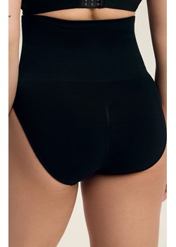 Esotiq majtki damskie modelujące Shrinky 43950-99X, Kolor czarny, Rozmiar L, Esotiq - id: 221151 - marki Esotiq - 187210981 Esotiq majtki damskie modelujące Shrinky 43950-99X, Kolor czarny, Rozmiar L, Esotiq ze sklepu Intymna w kategorii Bielizna wyszczuplająca - zdjęcie 187210981