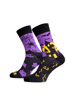 Długie skarpetki damskie S96D Halloween, Kolor czarno-fioletowy, Rozmiar 35-38, Italian Fashion ze sklepu Intymna w kategorii Skarpetki damskie - zdjęcie 187211370