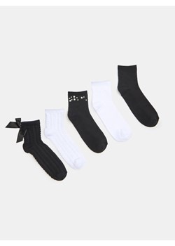 Sinsay - Prążkowane skarpetki 5 pack - wielobarwny - id: 376FI-MLC - marki Sinsay - 187218262 Sinsay - Prążkowane skarpetki 5 pack - wielobarwny ze sklepu Sinsay w kategorii Skarpetki damskie - zdjęcie 187218262