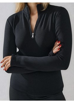 Sinsay - Bluza ocieplana sztucznym futerkiem - czarny - id: 892HJ-99X - marki Sinsay - 187218384 Sinsay - Bluza ocieplana sztucznym futerkiem - czarny ze sklepu Sinsay w kategorii Bluzy damskie - zdjęcie 187218384