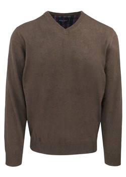 Męski, Bawełniany Sweter w Serek (V-neck) - Adriano Guinari - Brązowy SWADGaw25BROWNBROSv - id: 24262 - marki Adriano Guinari - 187229070 Męski, Bawełniany Sweter w Serek (V-neck) - Adriano Guinari - Brązowy SWADGaw25BROWNBROSv ze sklepu JegoSzafa.pl w kategorii Swetry męskie - zdjęcie 187229070