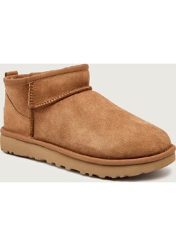 UGG Śniegowce CLASSIC ULTRA MINI | zamsz ze sklepu Gomez Fashion Store w kategorii Śniegowce damskie - zdjęcie 187236612