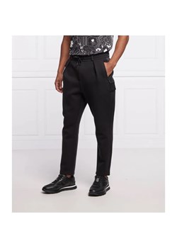 BOSS GREEN Spodnie dresowe Hurley 1 Lotus | Regular Fit ze sklepu Gomez Fashion Store w kategorii Spodnie męskie - zdjęcie 187243022