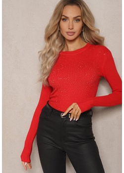 Czerwony Prążkowany Sweter z Bawełną Ozdobiony Cyrkoniami Romilea - id: 3770-MIX5K-64-RED - marki Renee - 187243684 Czerwony Prążkowany Sweter z Bawełną Ozdobiony Cyrkoniami Romilea ze sklepu renee.pl w kategorii Swetry damskie - zdjęcie 187243684