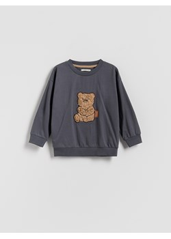 Reserved - Longsleeve z aplikacją - ciemnoszary ze sklepu Reserved w kategorii T-shirty chłopięce - zdjęcie 187246643
