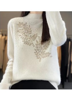 Sweter damski z ozdobnymi cekinami - Biały S ze sklepu Intimica.pl w kategorii Swetry damskie - zdjęcie 187250651