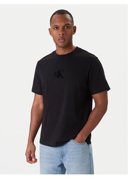 Calvin Klein Jeans T-Shirt 20s Easy LV04RD253G Czarny Regular Fit - id: 0000305346582 - marki Calvin Klein - 187256740 Calvin Klein Jeans T-Shirt 20s Easy LV04RD253G Czarny Regular Fit ze sklepu MODIVO w kategorii T-shirty męskie - zdjęcie 187256740