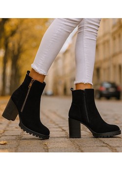 Czarne eleganckie botki na obcasie /C5-1 18409 W482/ - id: 33340 - marki Pantofelek24.pl - 187263302 Czarne eleganckie botki na obcasie /C5-1 18409 W482/ ze sklepu Pantofelek24.pl w kategorii Botki - zdjęcie 187263302