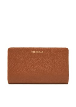 Coccinelle Portfel E2 TBM 11 F3 01 Brązowy - id: 8059978771711 - marki Coccinelle - 187264070 Coccinelle Portfel E2 TBM 11 F3 01 Brązowy ze sklepu MODIVO w kategorii Portfele damskie - zdjęcie 187264070