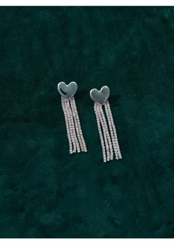 Sinsay - Kolczyki w kształcie serca z błyszczącym wykończeniem - srebrny - id: 143FX-SLV - marki Sinsay - 187266272 Sinsay - Kolczyki w kształcie serca z błyszczącym wykończeniem - srebrny ze sklepu Sinsay w kategorii Kolczyki - zdjęcie 187266272