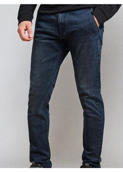 Sinsay - Spodnie jeansowe chino slim fit - niebieski - id: 450FB-95J - marki Sinsay - 187266322 Sinsay - Spodnie jeansowe chino slim fit - niebieski ze sklepu Sinsay w kategorii Jeansy męskie - zdjęcie 187266322
