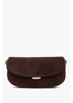 Estro: Ciemnobrązowa torebka damska na ramię w kształcie podkowy z weluru naturalnego ze sklepu Estro w kategorii Listonoszki - zdjęcie 187270062
