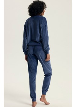 Henderson komplet damski Delanie 43722-59X, Kolor granatowy, Rozmiar 2XL, Henderson ze sklepu Primodo w kategorii Komplety i garnitury damskie - zdjęcie 187271632