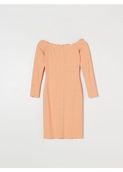 Sinsay - Prążkowana sukienka midi hiszpanka z guzikami - pomarańczowy - id: 5765J-24J - marki Sinsay - 187276321 Sinsay - Prążkowana sukienka midi hiszpanka z guzikami - pomarańczowy ze sklepu Sinsay w kategorii Sukienki - zdjęcie 187276321