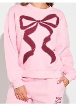 Sinsay - Bluza crewneck z nadrukiem - różowy - id: 902HB-03X - marki Sinsay - 187276380 Sinsay - Bluza crewneck z nadrukiem - różowy ze sklepu Sinsay w kategorii Bluzy damskie - zdjęcie 187276380