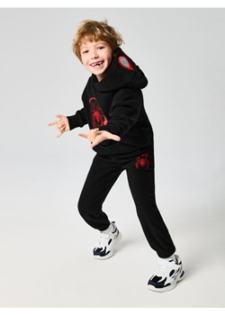Sinsay - Spodnie jogger Spiderman - czarny - id: 998FS-99X - marki Sinsay - 187276390 Sinsay - Spodnie jogger Spiderman - czarny ze sklepu Sinsay w kategorii Spodnie chłopięce - zdjęcie 187276390