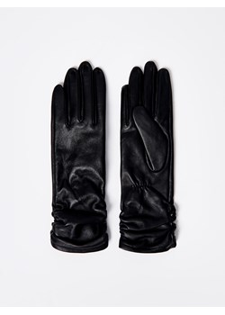 Mohito - Skórzane rękawiczki - czarny - id: 963GD-99X - marki Mohito - 187276592 Mohito - Skórzane rękawiczki - czarny ze sklepu Mohito w kategorii Rękawiczki damskie - zdjęcie 187276592