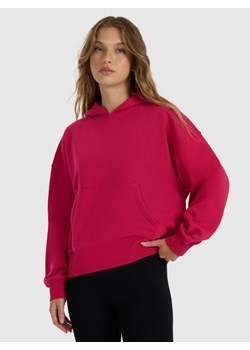 Damska bluza nierozpinana z kapturem 4F 4FWAW25TSWSF1887 - różowa - id: 345608 - marki 4F - 187277341 Damska bluza nierozpinana z kapturem 4F 4FWAW25TSWSF1887 - różowa ze sklepu Sportstylestory.com w kategorii Bluzy damskie - zdjęcie 187277341