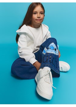 Reserved - Jeansy super wide leg Lilo i Stitch - niebieski - id: 310HN-55J - marki Reserved - 187279632 Reserved - Jeansy super wide leg Lilo i Stitch - niebieski ze sklepu Reserved w kategorii Spodnie dziewczęce - zdjęcie 187279632