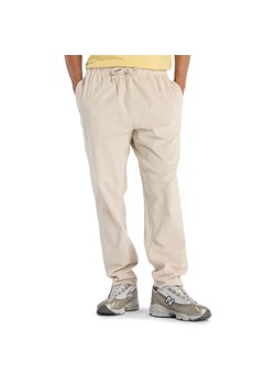 Spodnie męskie New Balance MP53521TWF - beżowe - id: 3241379 - marki New Balance - 187282011 Spodnie męskie New Balance MP53521TWF - beżowe ze sklepu streetstyle24.pl w kategorii Spodnie męskie - zdjęcie 187282011
