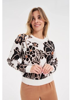 Sweter z kwiaty ecru - id: 32282 - marki Moodo.pl - 187285071 Sweter z kwiaty ecru ze sklepu Moodo.pl w kategorii Swetry damskie - zdjęcie 187285071