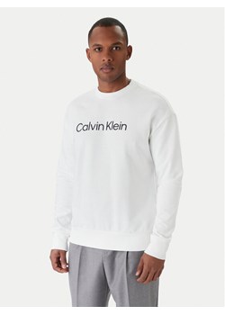 Calvin Klein Bluza Hero Logo K10K112956 Biały Comfort Fit - id: 0000304097652 - marki Calvin Klein - 187285754 Calvin Klein Bluza Hero Logo K10K112956 Biały Comfort Fit ze sklepu MODIVO w kategorii Bluzy męskie - zdjęcie 187285754