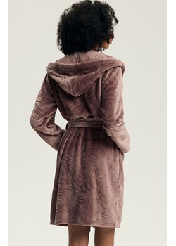Henderson szlafrok damski z kapturem Daryl 43612-39X, Kolor brudny róż, Rozmiar L, Henderson ze sklepu Primodo w kategorii Szlafroki damskie - zdjęcie 187287430