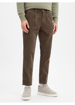 Lindbergh Męskie spodnie sztruksowe Mężczyźni Bawełna oliwkowy jednolity ze sklepu vangraaf w kategorii Spodnie damskie - zdjęcie 187289400