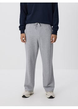 Reserved - Spodnie dresowe z bawełną - jasnoszary ze sklepu Reserved w kategorii Spodnie męskie - zdjęcie 187290452
