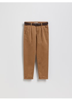 Reserved - Spodnie chino - brązowy - id: 611FM-82X - marki Reserved - 187290770 Reserved - Spodnie chino - brązowy ze sklepu Reserved w kategorii Spodnie chłopięce - zdjęcie 187290770