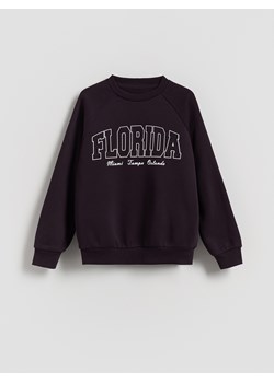 Reserved - Bluza z napisami - bordowy - id: 901FJ-83X - marki Reserved - 187291053 Reserved - Bluza z napisami - bordowy ze sklepu Reserved w kategorii Bluzy chłopięce - zdjęcie 187291053