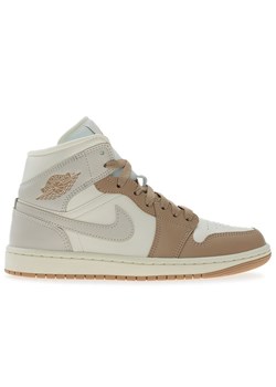 Buty damskie Nike Air Jordan 1 Mid BQ6472-118 - multikolor - id: 3241333 - marki Jordan - 187292983 Buty damskie Nike Air Jordan 1 Mid BQ6472-118 - multikolor ze sklepu streetstyle24.pl w kategorii Buty sportowe damskie - zdjęcie 187292983