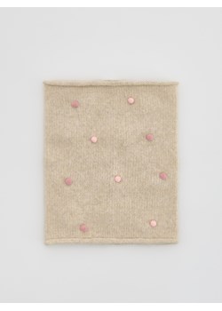 Reserved - Dzianinowy komin z aplikacją - kremowy - id: 870GT-02X - marki Reserved - 187294510 Reserved - Dzianinowy komin z aplikacją - kremowy ze sklepu Reserved w kategorii Szaliki dziecięce - zdjęcie 187294510