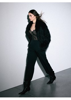 Mohito - Kombinezon - czarny - id: 008HV-99X - marki Mohito - 187295371 Mohito - Kombinezon - czarny ze sklepu Mohito w kategorii Kombinezony damskie - zdjęcie 187295371