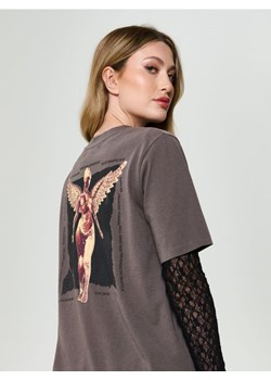 Sinsay - Bawełniana koszulka z krótkim rękawem Nirvana - szary - id: 495FG-90X - marki Sinsay - 187297204 Sinsay - Bawełniana koszulka z krótkim rękawem Nirvana - szary ze sklepu Sinsay w kategorii Bluzki damskie - zdjęcie 187297204