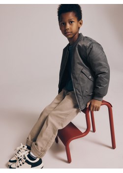 Reserved - Kurtka bomber - ciemnoszary - id: 000BC-90X - marki Reserved - 187297814 Reserved - Kurtka bomber - ciemnoszary ze sklepu Reserved w kategorii Kurtki chłopięce - zdjęcie 187297814