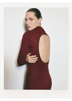 Reserved - Dzianinowa sukienka z wycięciem - burgundowy - id: 536DV-53X - marki Reserved - 187299472 Reserved - Dzianinowa sukienka z wycięciem - burgundowy ze sklepu Reserved w kategorii Sukienki - zdjęcie 187299472