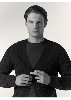 Reserved - Wełniany kardigan - bordowy - id: 480GQ-83X - marki Reserved - 187303662 Reserved - Wełniany kardigan - bordowy ze sklepu Reserved w kategorii Swetry męskie - zdjęcie 187303662