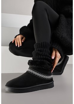 Czarne Wsuwane Śniegowce z Imitacji Zamszu Zdobione Haftem i Futerkiem Zetesse - id: 401821 - marki born2be - 187304231 Czarne Wsuwane Śniegowce z Imitacji Zamszu Zdobione Haftem i Futerkiem Zetesse ze sklepu born2be.pl w kategorii Śniegowce damskie - zdjęcie 187304231