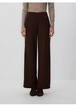 Reserved - Spodnie z szerokimi nogawkami - ciemnobrązowy - id: 4088T-89X - marki Reserved - 187304561 Reserved - Spodnie z szerokimi nogawkami - ciemnobrązowy ze sklepu Reserved w kategorii Spodnie damskie - zdjęcie 187304561