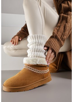 Brązowe Rustykalne Śniegowce z Imitacji Zamszu z Haftem i Futerkiem Zetilda - id: LT412-68-CAMEL - marki Renee - 187305033 Brązowe Rustykalne Śniegowce z Imitacji Zamszu z Haftem i Futerkiem Zetilda ze sklepu renee.pl w kategorii Śniegowce damskie - zdjęcie 187305033