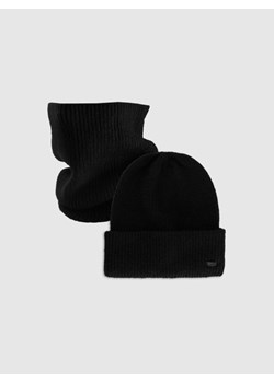 Zestaw zimowy komin i czapka uniseks 4F 4FWAW25ACAPF571 - czarny - id: 324274 - marki 4F - 187308820 Zestaw zimowy komin i czapka uniseks 4F 4FWAW25ACAPF571 - czarny ze sklepu Sportstylestory.com w kategorii Czapki zimowe męskie - zdjęcie 187308820