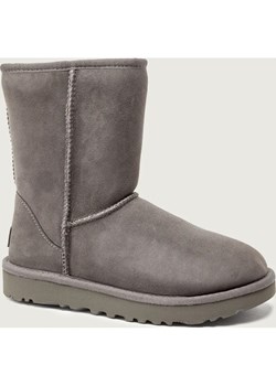 UGG Śniegowce W Classic Short II | zamsz - id: UG165W000001718 - marki UGG - 187309080 UGG Śniegowce W Classic Short II | zamsz ze sklepu Gomez Fashion Store w kategorii Śniegowce damskie - zdjęcie 187309080