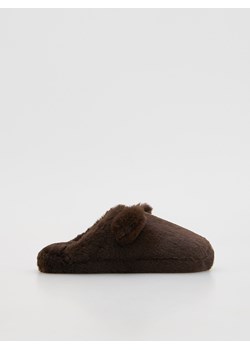 Reserved - Miękkie kapcie - brązowy - id: 637FA-88X - marki Reserved - 187312424 Reserved - Miękkie kapcie - brązowy ze sklepu Reserved w kategorii Kapcie damskie - zdjęcie 187312424