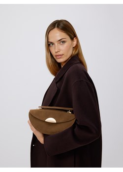 Reserved - Torebka z imitacji zamszu - beżowy - id: 870FC-08X - marki Reserved - 187312614 Reserved - Torebka z imitacji zamszu - beżowy ze sklepu Reserved w kategorii Torebki damskie - zdjęcie 187312614