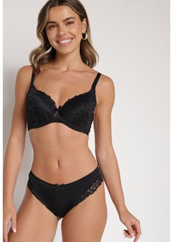 Czarny Klasyczny Komplet Biustonosz i Majtki Figi z Koronką Ezilene - id: 402037 - marki born2be - 187314892 Czarny Klasyczny Komplet Biustonosz i Majtki Figi z Koronką Ezilene ze sklepu born2be.pl w kategorii Komplety bielizny damskiej - zdjęcie 187314892