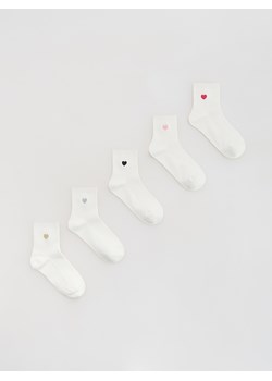 Reserved - Skarpetki z haftem 5 pack - złamana biel ze sklepu Reserved w kategorii Skarpetki damskie - zdjęcie 187314930