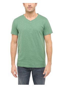 Męski T-Shirt Mustang Style Amado Dark Ivy 1016275 6326 ze sklepu YouNeedit.pl w kategorii T-shirty męskie - zdjęcie 187321304