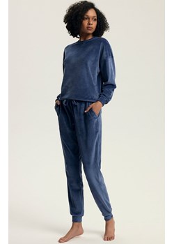 Henderson komplet damski Delanie 43722-59X, Kolor granatowy, Rozmiar 2XL, Henderson - id: 221706 - marki Henderson - 187324200 Henderson komplet damski Delanie 43722-59X, Kolor granatowy, Rozmiar 2XL, Henderson ze sklepu Intymna w kategorii Piżamy damskie - zdjęcie 187324200