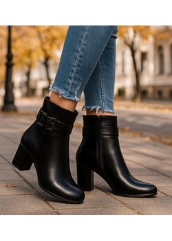 Czarne botki damskie na obcasie słupku /i5-4 H2 18443 W199/ ze sklepu Pantofelek24.pl w kategorii Botki - zdjęcie 187330043